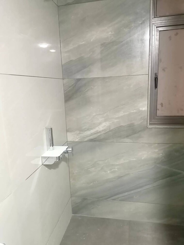 Bathroom, kumar-palmsprings 3 Bedroom 1200 Sq.Ft. Apartment In Undri Pune 8888009