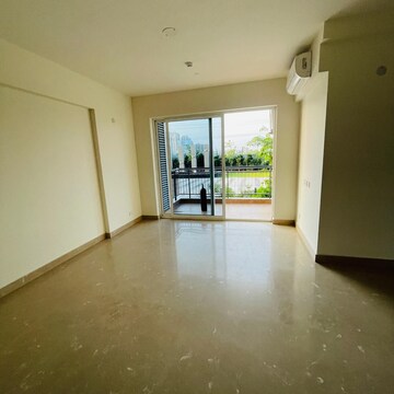 Room in 3 BHK Apartment at Godrej Meridien, Mohammad Heri Village – for Rent