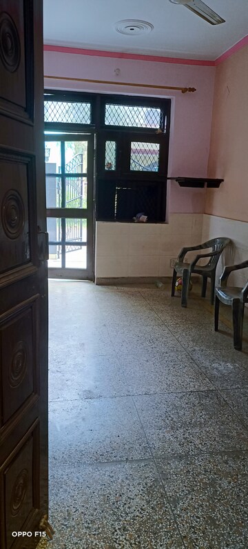 Parking in 2 BHK Independent House at Alpha 1 RWA, Alpha 1 Greater Noida – for Rent
