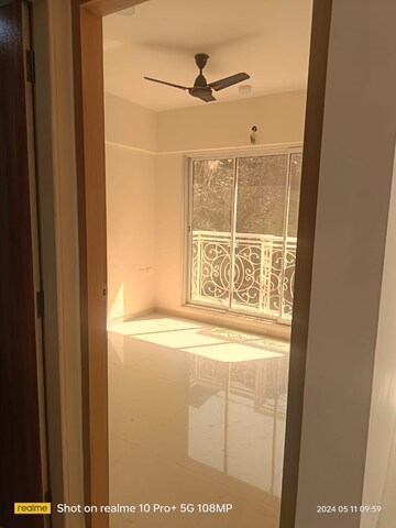 Room in 1 BHK Apartment at Sayba Heritage, Kurla East – for Rent