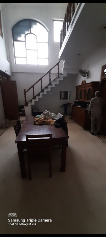 Living Room in 4 BHK Independent House at Gomti Nagar – for Rent