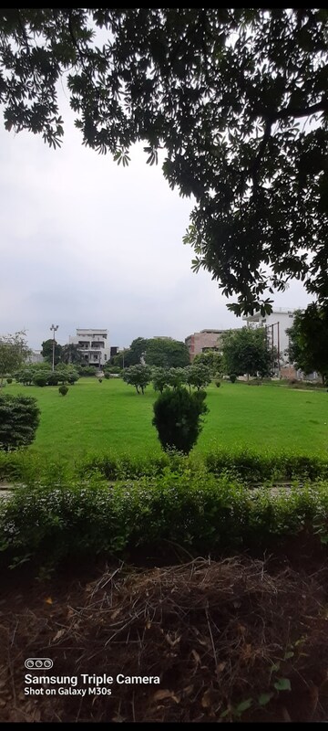 4 BHK Independent House – Garden View at Gomti Nagar - for Rent