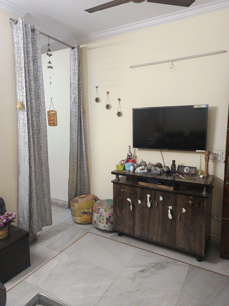 Bedroom, patel nagar 2 Bedroom 950 Sq.Ft. Builder Floor In Patel Nagar Delhi 8888074
