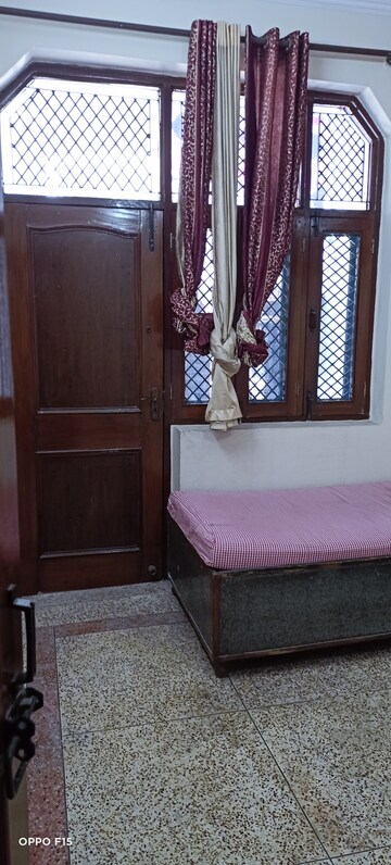 Bedroom in 2 BHK Independent House at Alpha 1 RWA, Alpha 1 Greater Noida – for Rent
