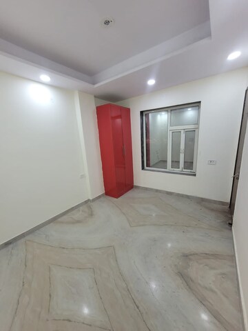 Room in 3 BHK Builder Floor at Dharampura – for Sale