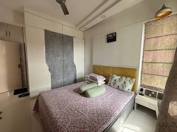 Bedroom in 4 BHK Apartment at Imperial Heights Goregaon West, Goregaon West – for Rent