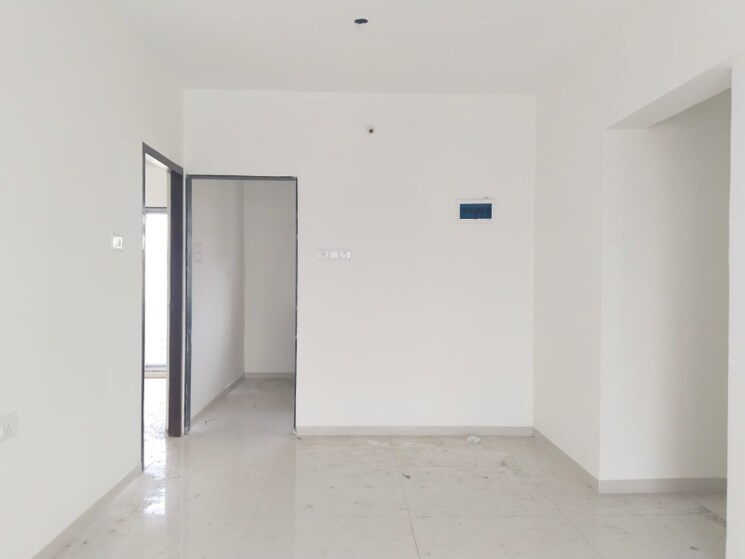 Room, kolte-patil-vaayu 1 Bedroom 450 Sq.Ft. Apartment In Dahisar West Mumbai 8888105