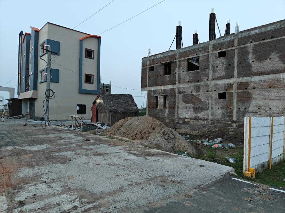 Plot For Sale in Sai City Square 