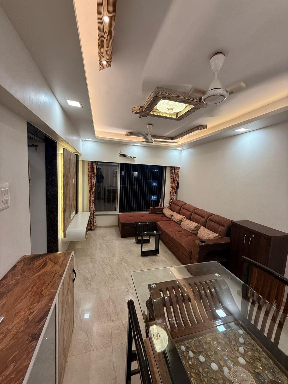 3 BHK 1200 Sq.Ft. Apartment in Rustomjee OZone