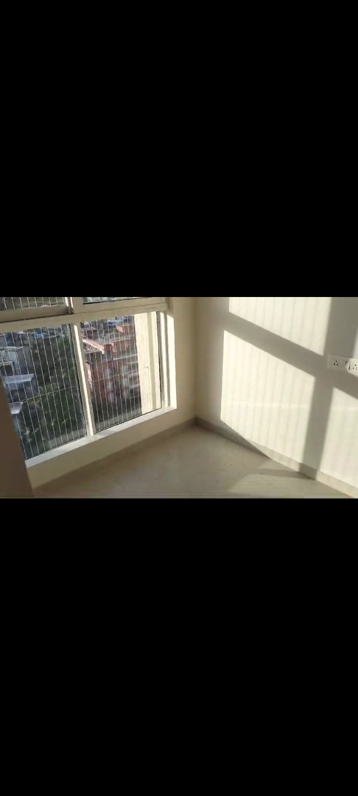 2 BHK + Study Room Apartment For Rent in UK Iridium