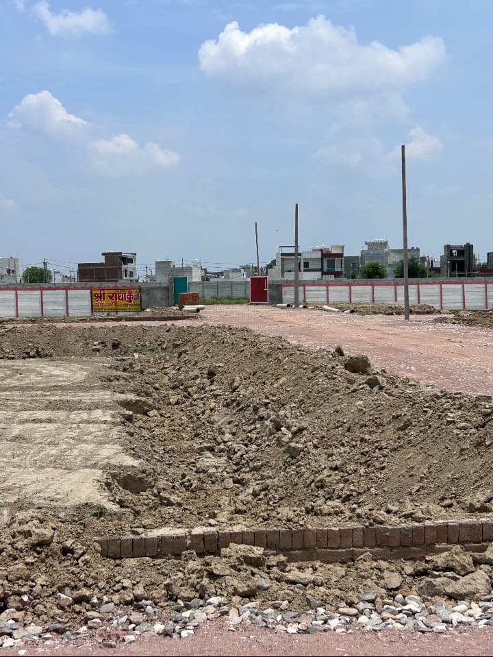 Plot For Sale in Wave City Wave City Ghazi