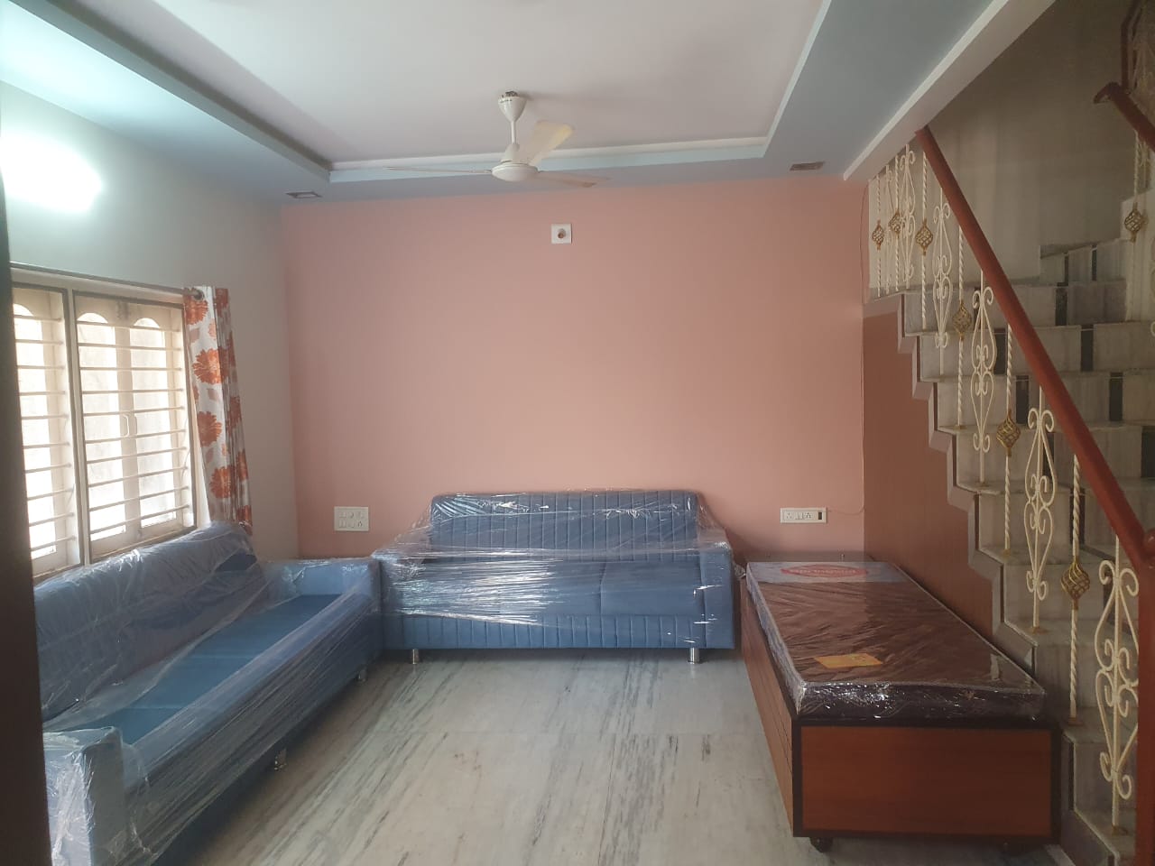 4 BHK + Servant Room Villa For Rent in Krishna Society