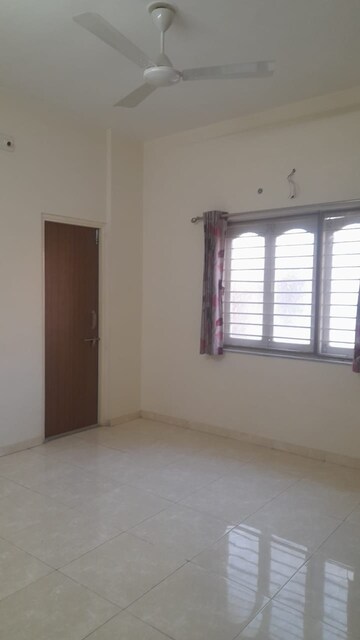 Room in 4 BHK Villa at Bodakdev – for Rent