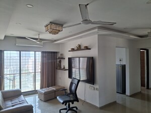 2 BHK Apartment For Sale in Sudarshan Sky Garden, Ghodbunder Road