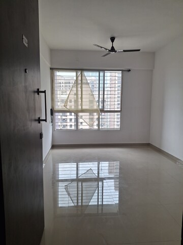 1 BHK Apartment For Sale in Puranik Hometown, Ghodbunder Road