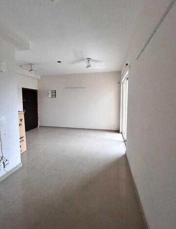 Furnished Amenities in 2 BHK Apartment at Mahagun Mywoods, Sector 16c Greater Noida – for Rent