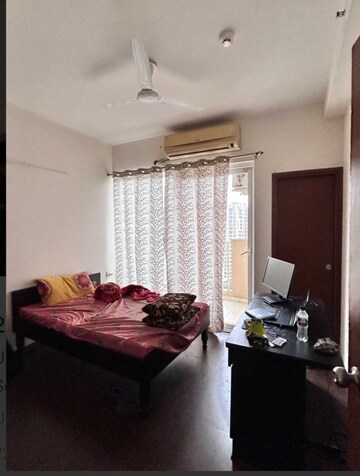 2 BHK Apartment For Rent in Mahagun Mywoods, Sector 16c Greater Noida