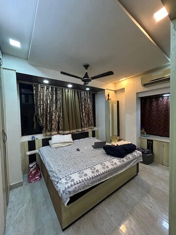 Bedroom in 1 BHK Builder Floor at Vile Parle West – for Rent
