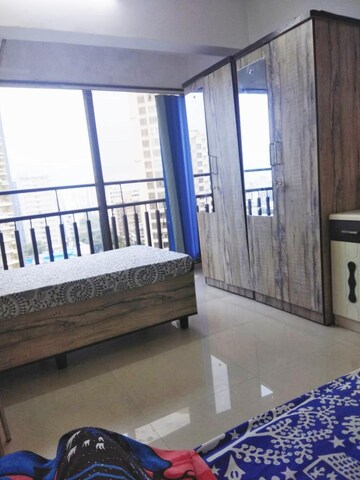 Room in 2 BHK Builder Floor at Vile Parle West – for Rent