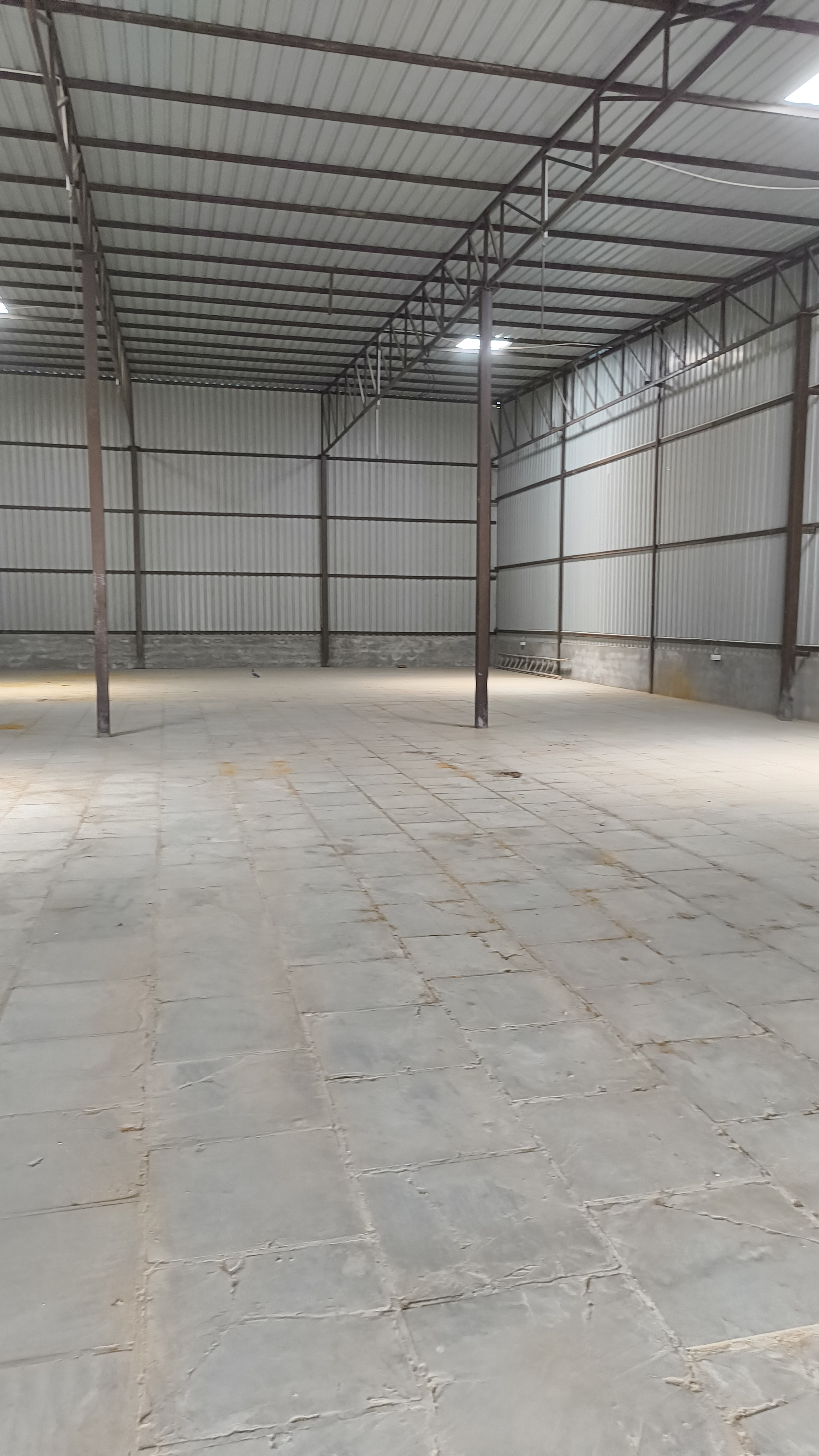 Warehouse For Rent in Warehouse Space 
