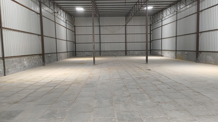  Parking, narayan vihar Commercial Warehouse 5500 Sq.Yd. In Narayan Vihar Jaipur 8888280