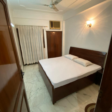 Bedroom in 2 BHK Builder Floor at Malviya Nagar – for Rent