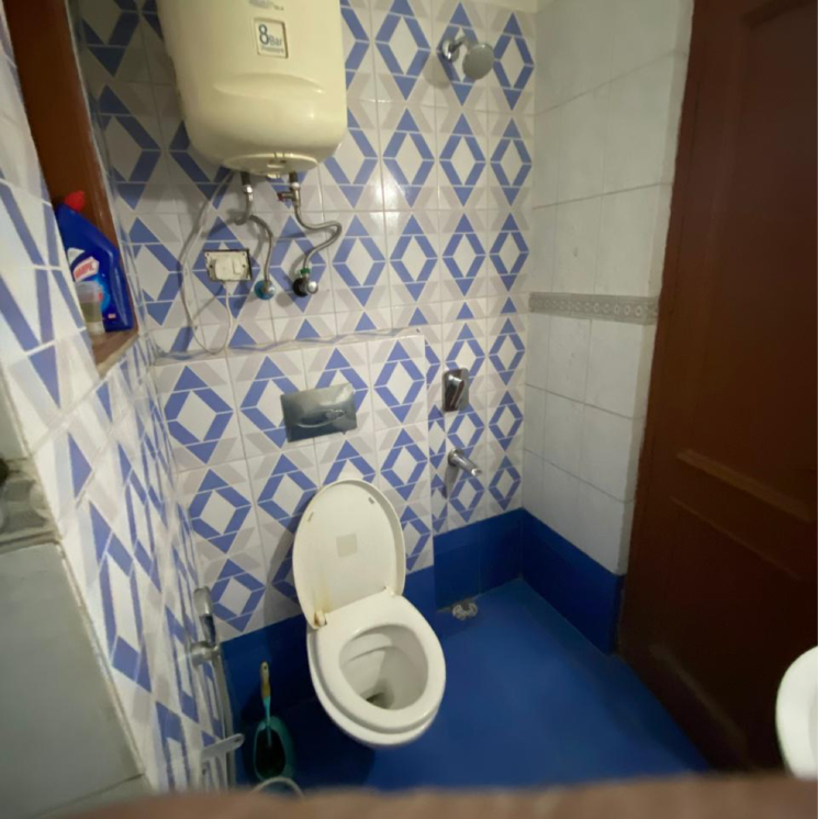 Bathroom, malviya nagar 2 Bedroom 800 Sq.Ft. Builder Floor In Malviya Nagar Delhi 8888366