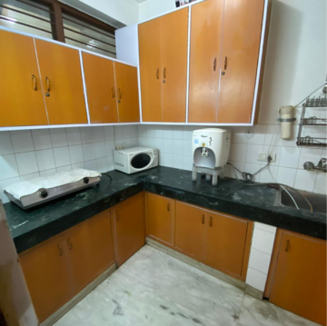 Kitchen in 2 BHK Builder Floor at Malviya Nagar – for Rent