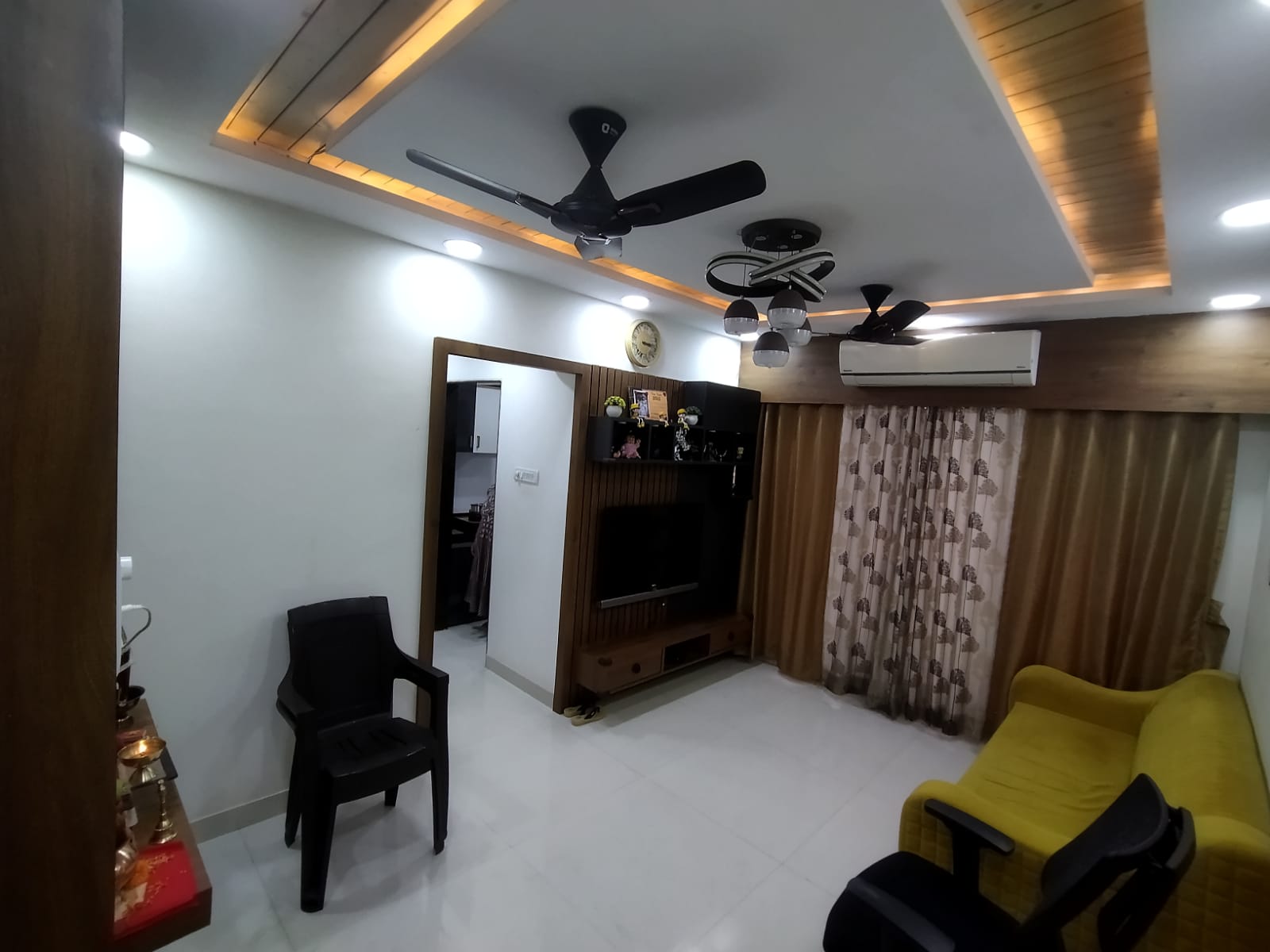 1 BHK 625 Sq.Ft. Apartment in Abhay Sheetal Complex