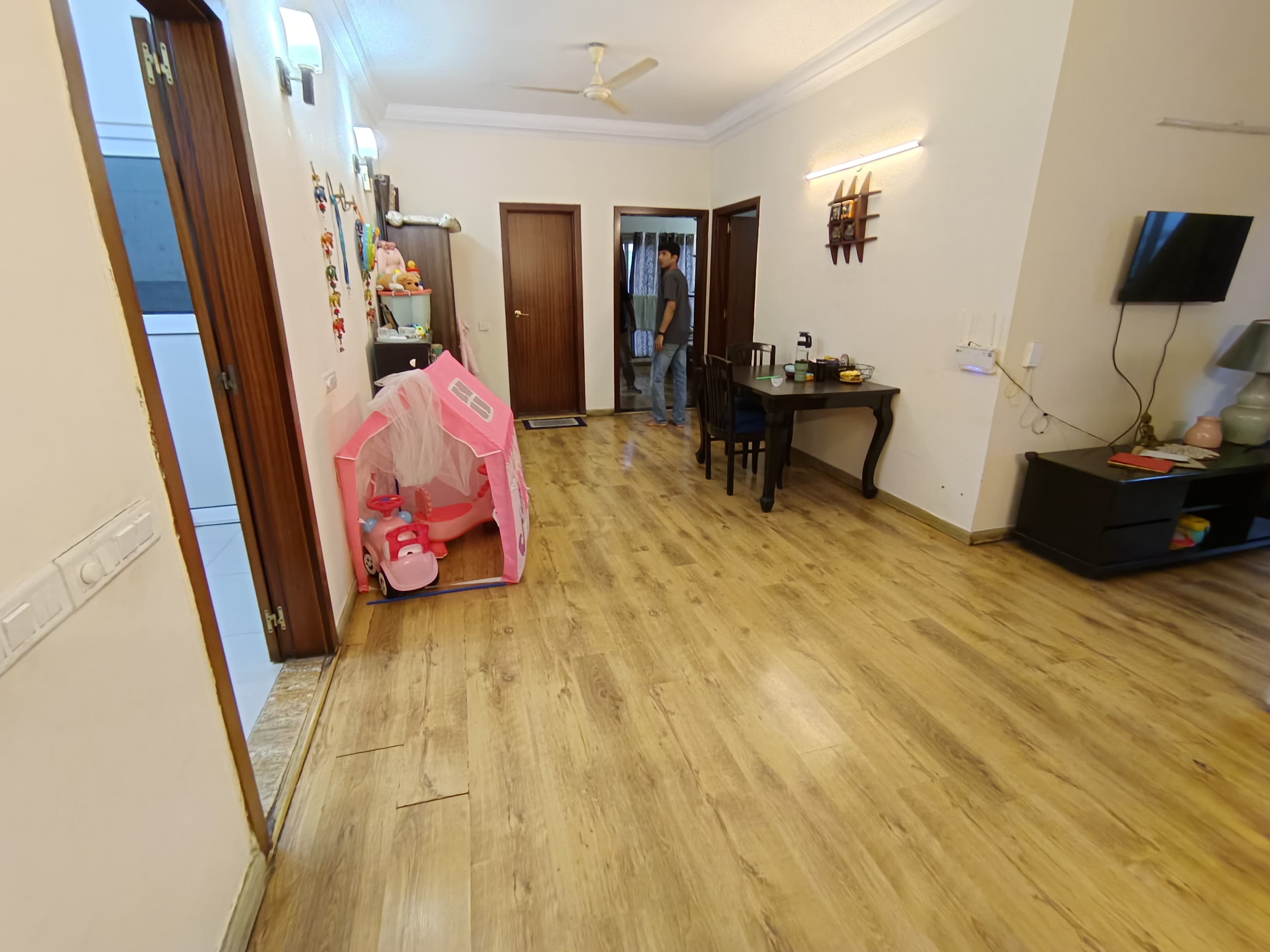 2 BHK Apartment For Sale in Prestige Shantiniketan