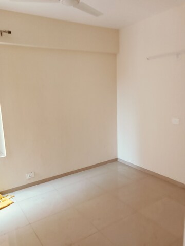 2 BHK Apartment For Rent in Wave Dream Homes, Wave City