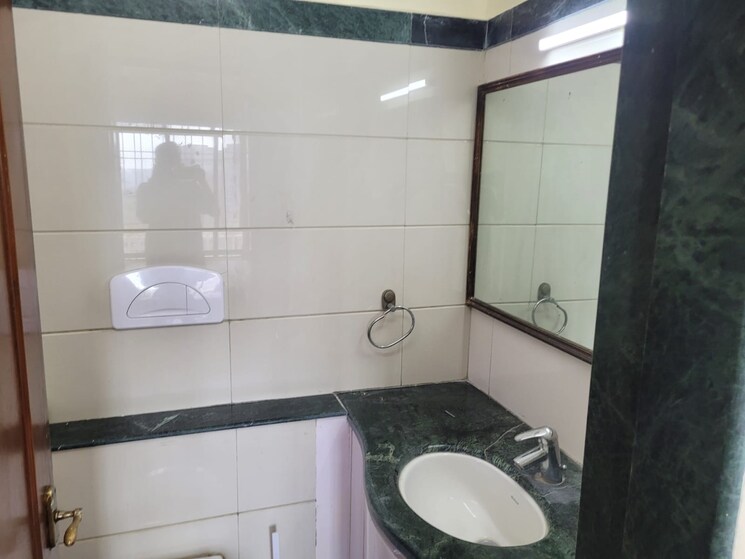 Bathroom, vanamali-chs 3 Bedroom 1180 Sq.Ft. Apartment In Chembur Mumbai 8888469