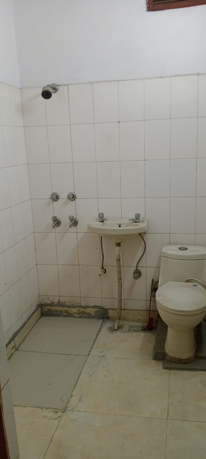 1 BHK Builder Floor For Rent in Adchini