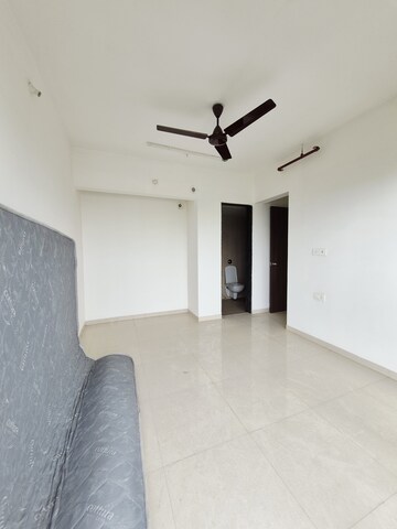 Room in 2 BHK Apartment at Runwal My City Phase II Cluster 05, Dombivli East – for Rent