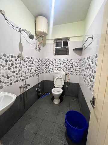 Attached Bathroom in 2 BHK Builder Floor at Koramangala – for Rent