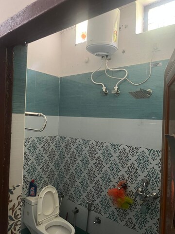 Bathroom in 3 BHK Independent House at Dehrakhas – for Rent