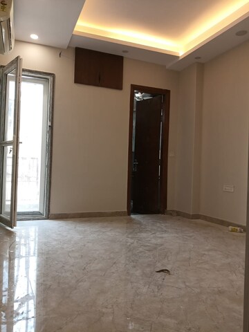 Room in 2 BHK Builder Floor at East Of Kailash – for Rent