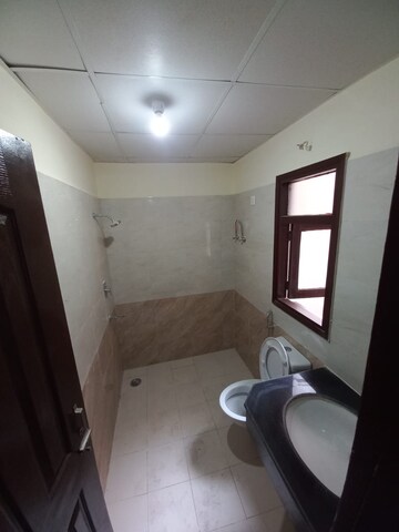 Bathroom in 2.5 BHK Independent House at Wave Prime Floors, Wave City – for Rent