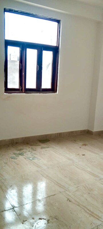 Room in 1 BHK Builder Floor at Mehrauli – for Sale