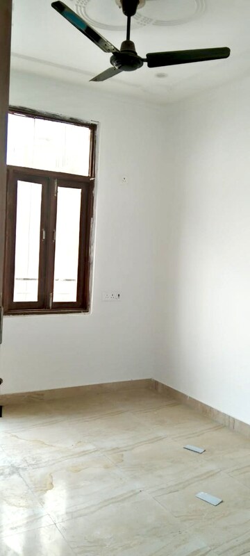 Room in 1 BHK Builder Floor at Mehrauli – for Sale
