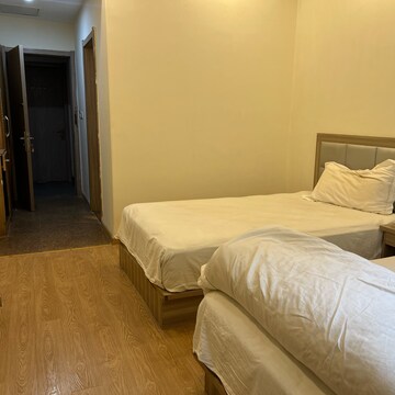 Bedroom in  Pg at Udyog Vihar Phase 2 – for Rent