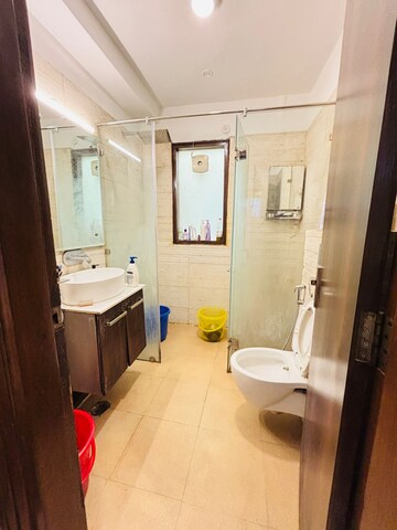 Bathroom in 5 BHK Apartment at Emaar The Palm Springs, Sector 54 – for Rent