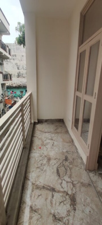 Balcony in 1 BHK Builder Floor at Jawahar Nagar – for Rent