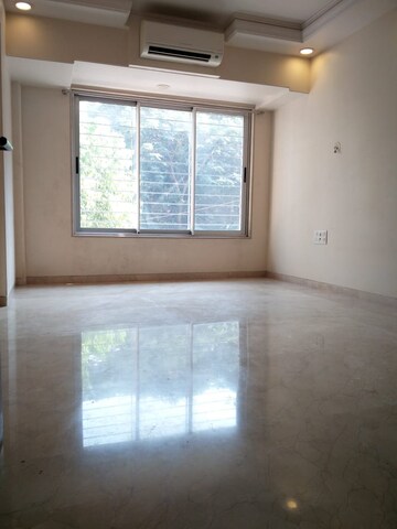 Room in 3 BHK Apartment at Sai Shrushti Chembur, Chembur – for Rent