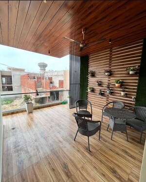 Gym in 3 BHK Builder Floor at Sector 30 – for Sale