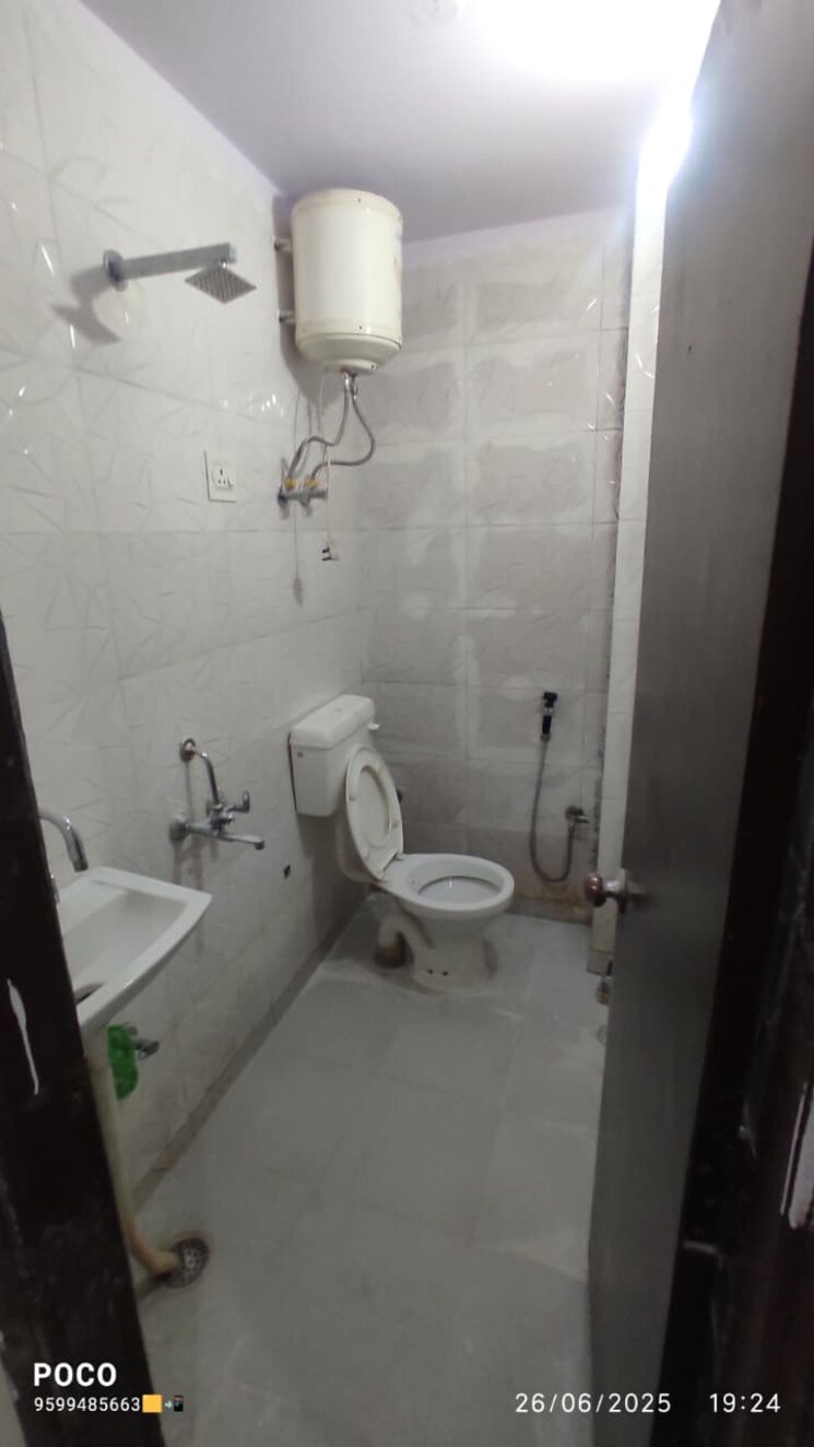 Bathroom, mehrauli 1 Bedroom 500 Sq.Ft. Builder Floor In Mehrauli Delhi 8888657