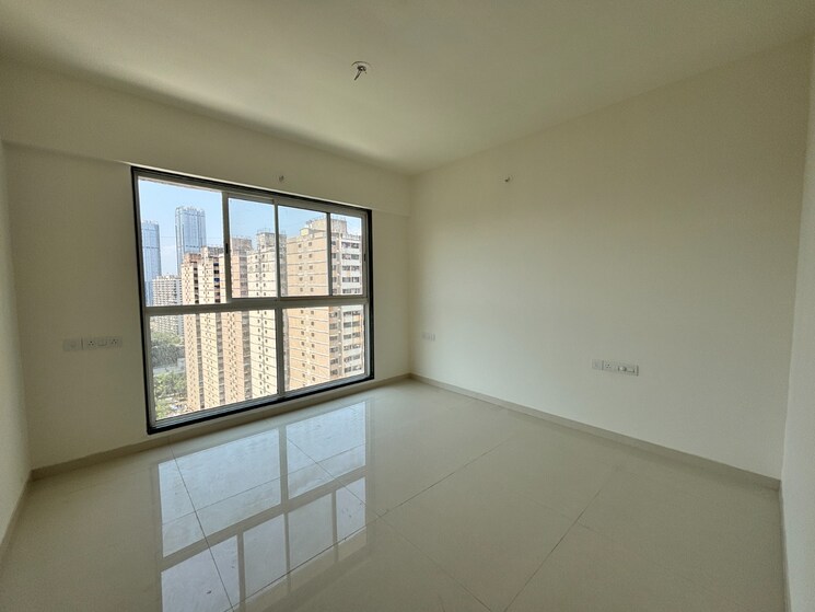 Room, bombay-realty-one-icc 3 Bedroom 1955 Sq.Ft. Apartment In Wadala Mumbai 8888654