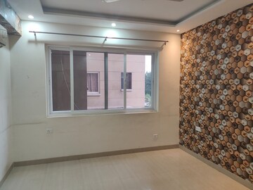 Room in 3 BHK Apartment at Supreme Homes, Dhakoli – for Rent