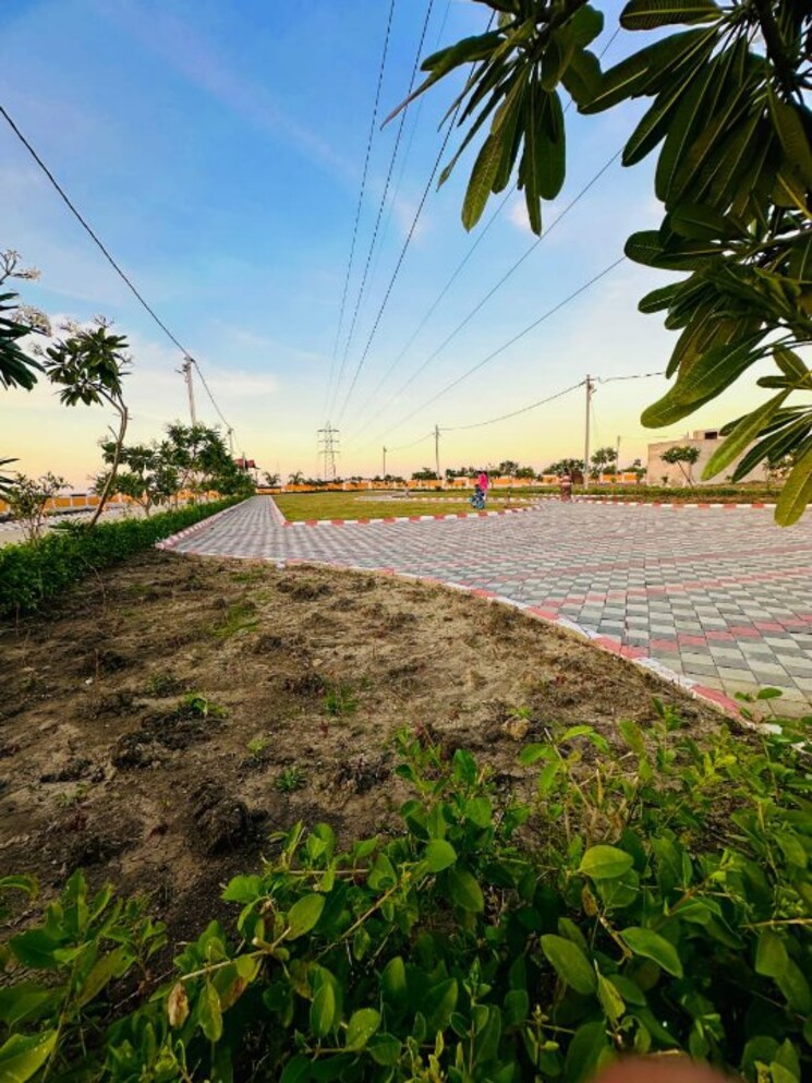 Garden, ujjain road  600 Sq.Ft. Plot In Ujjain Road Indore 8888879