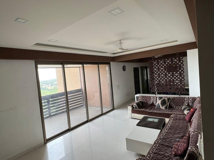 Team Area, binori-solitaire 3 Bedroom 2215 Sq.Ft. Apartment In Bopal Ahmedabad 8888942